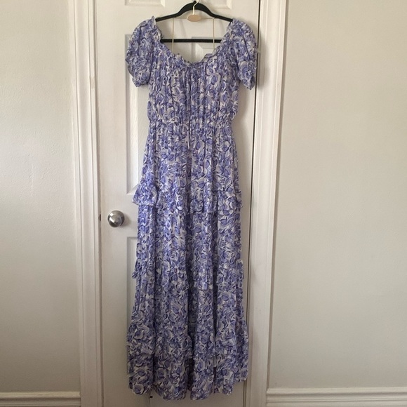 NWT Astr Viona Floral Off the Shoulders Tiered Maxi Size 1X - Picture 2 of 13